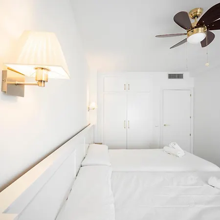 Ronda Suites 193 Junto A Hospitales Y Cerca Centro Con Parking Gratis Granada Exterior photo
