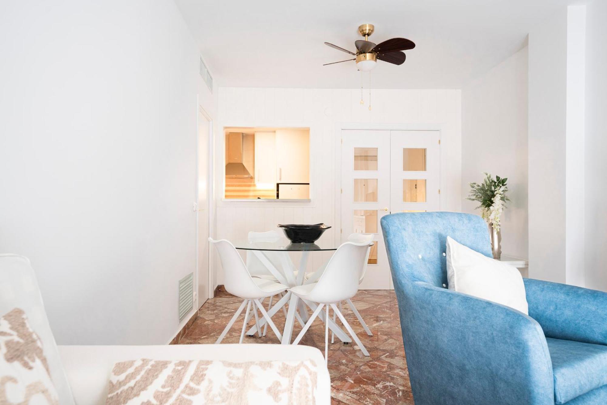 Apartment Ronda 193 Junto A Hospitales Y Cerca Centro Con Parking Gratis